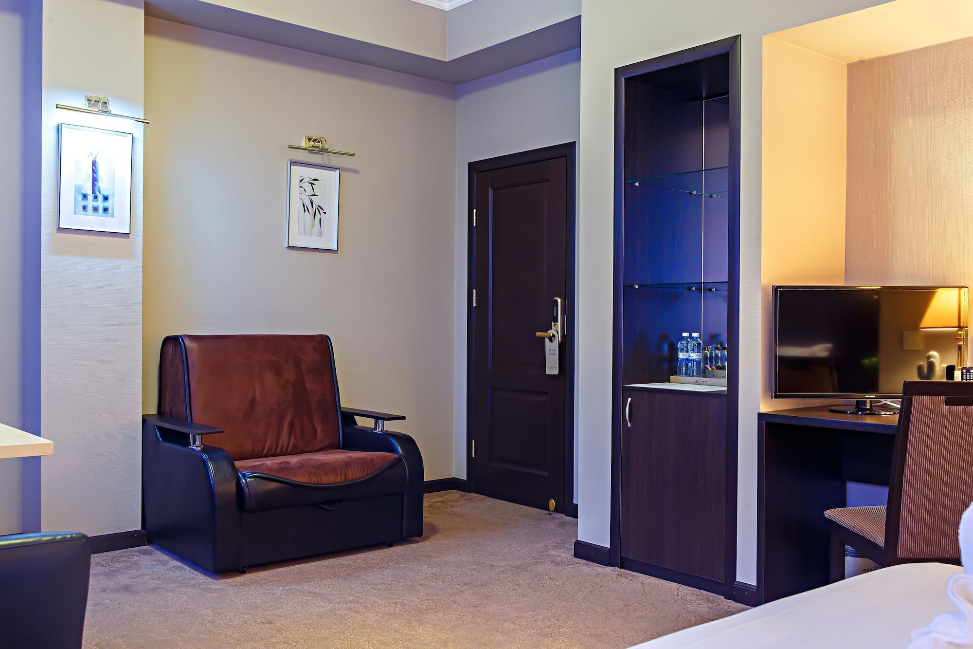Red Village Hotel Astana Luaran gambar