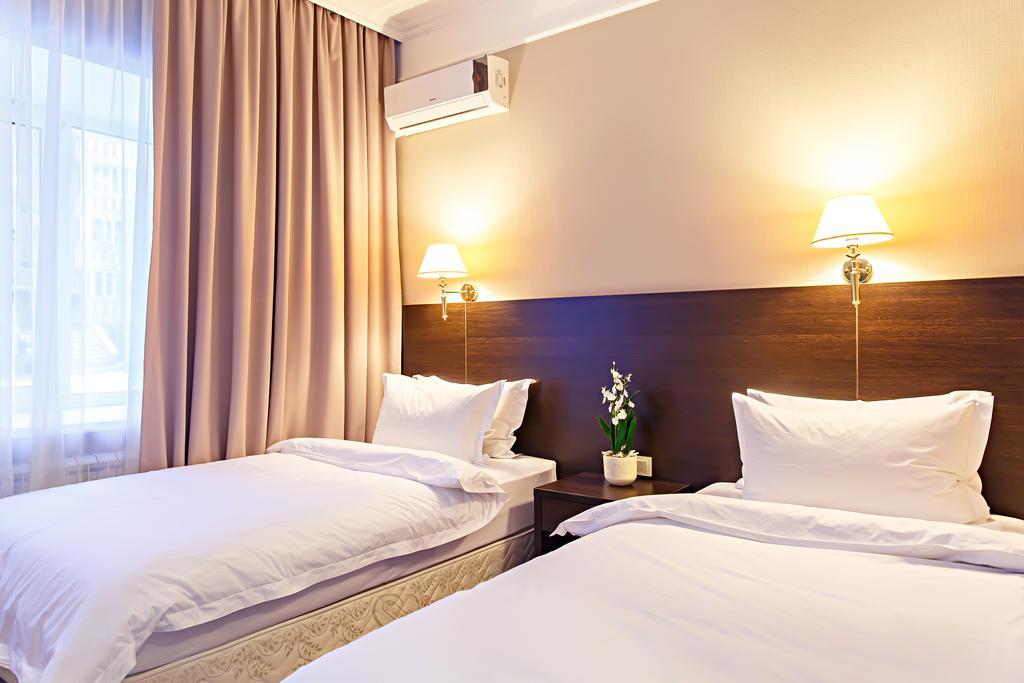 Red Village Hotel Astana Luaran gambar